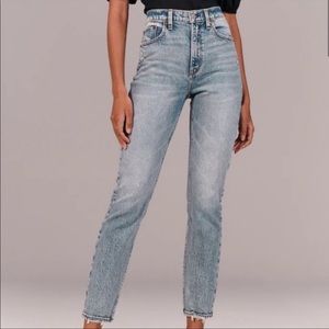 Abercrombie & Fitch Curve Love High Rise Mom Jeans